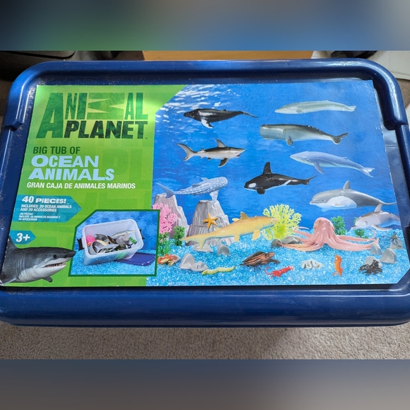 Animal Planet Ocean Animals Toy Set - Picture 1 of 5
